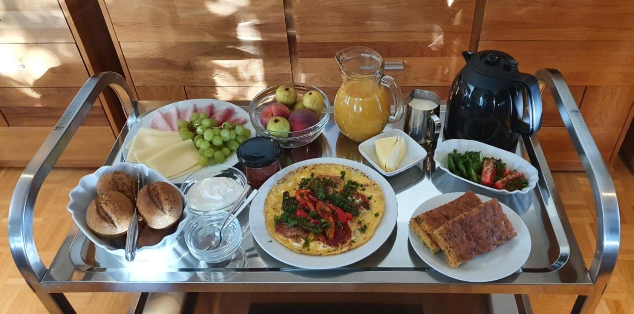 Ruhige Gastesuite Mit Fruhstuck Rhauderfehn Buitenkant foto