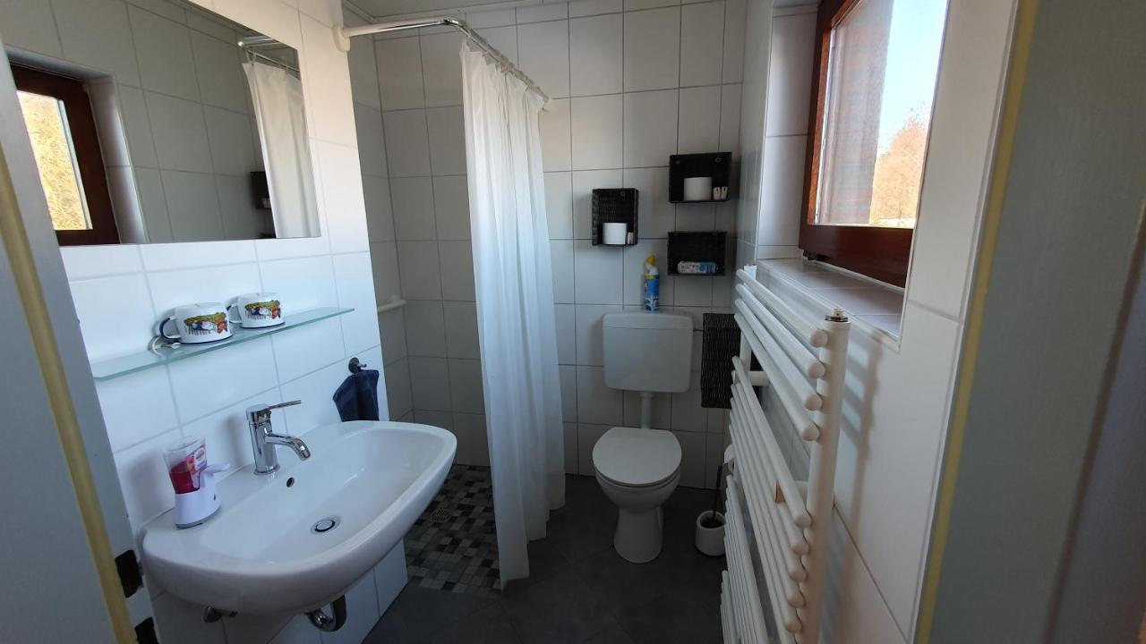 Ruhige Gastesuite Mit Fruhstuck Rhauderfehn Buitenkant foto